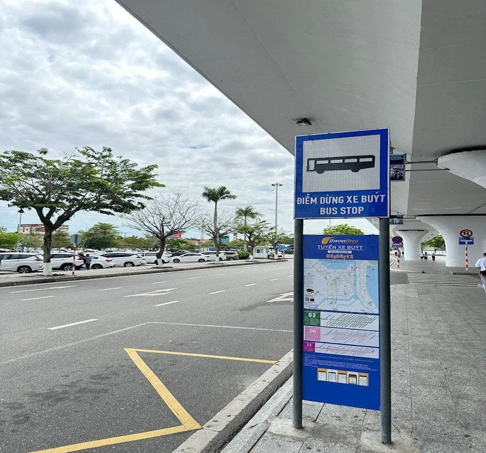 Two bus routes provide access to Da Nang International Airport (Source: Airport Cooperation of Vietnam)